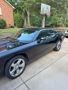 2010 Dodge Challenger R/T Coupe 2D