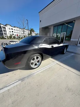 2010 Dodge Challenger R/T Coupe 2D