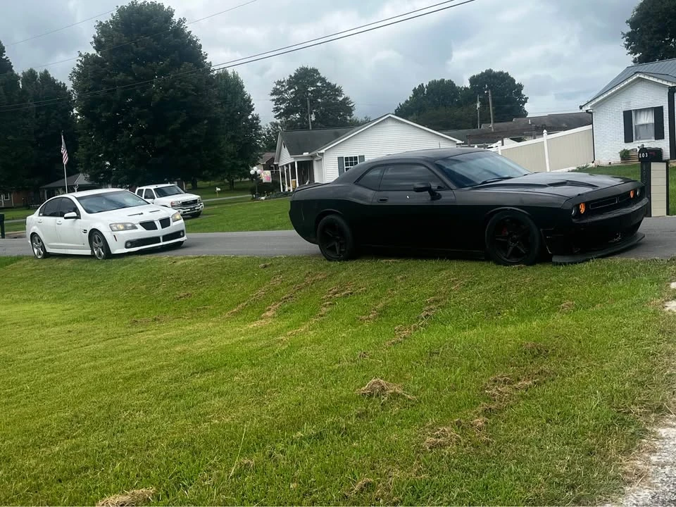2010 Dodge Challenger 3rd Gen - Image 3 of 10