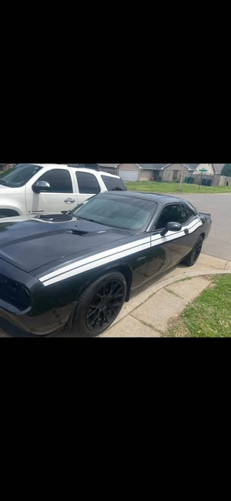 2010 Dodge Challenger 3rd Gen - Image 3 of 6
