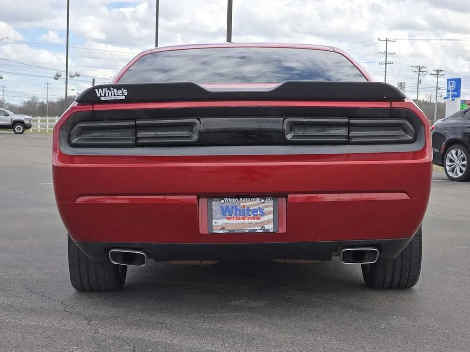 2010 Dodge Challenger 3rd Gen - Image 9 of 16