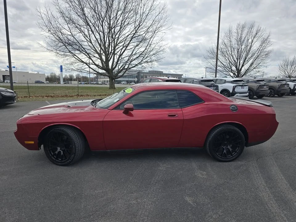 2010 Dodge Challenger 3rd Gen - Image 11 of 16