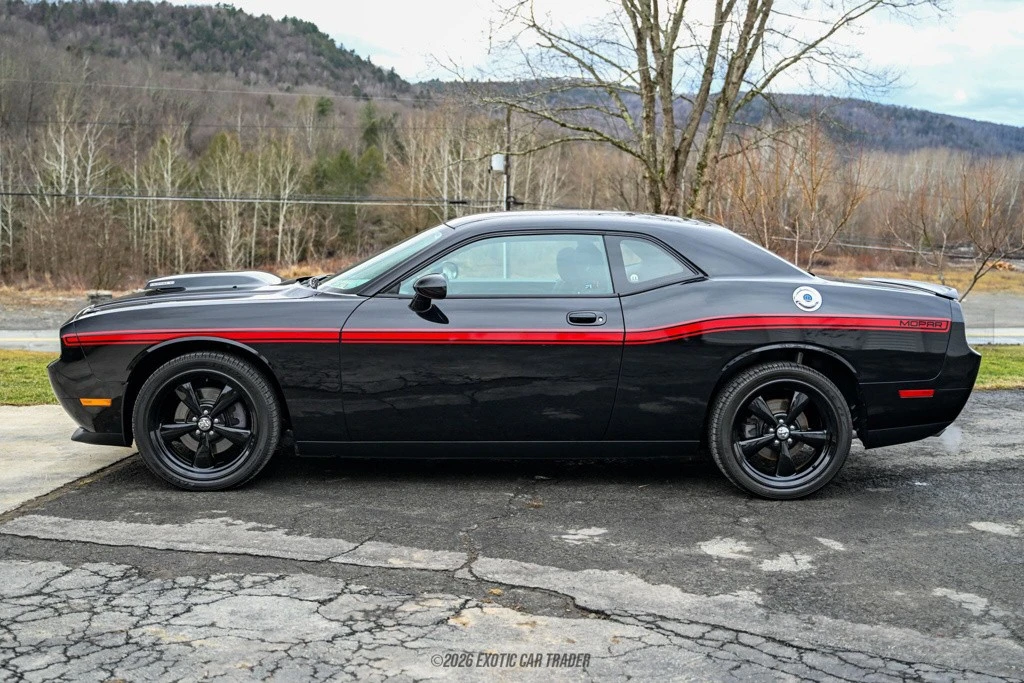 2010 Dodge Challenger 3rd Gen - Image 3 of 12