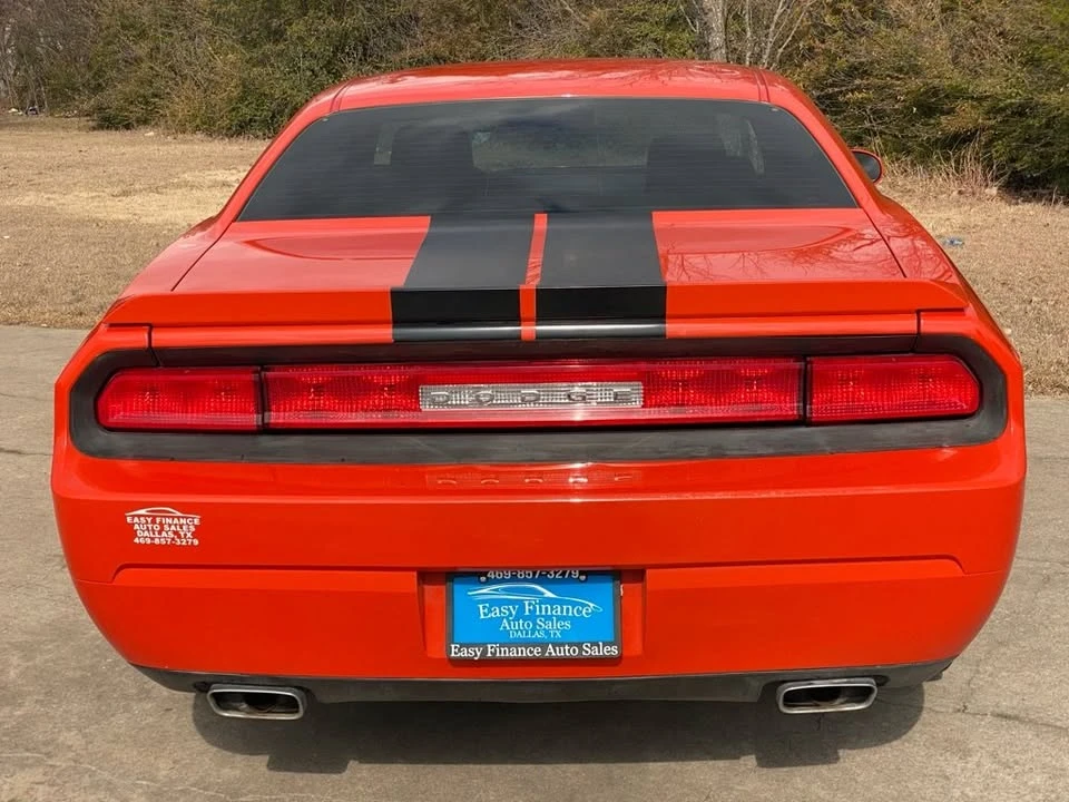 2010 Dodge Challenger 3rd Gen - Image 5 of 18