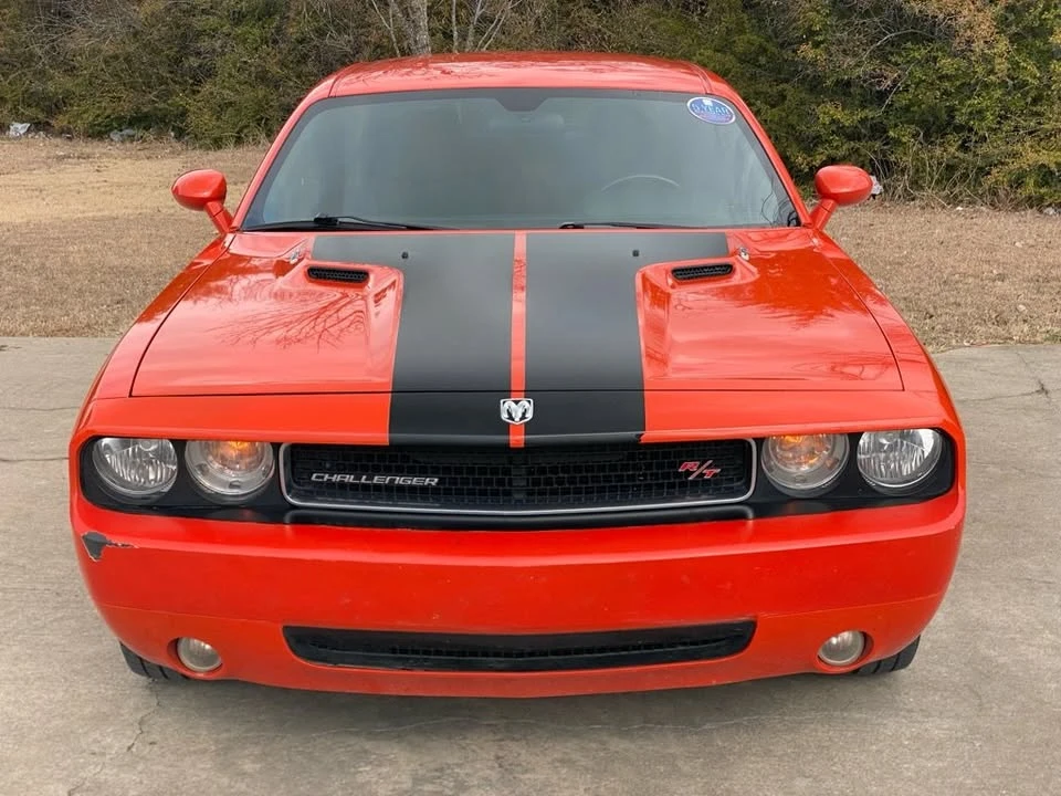2010 Dodge Challenger 3rd Gen - Image 2 of 18