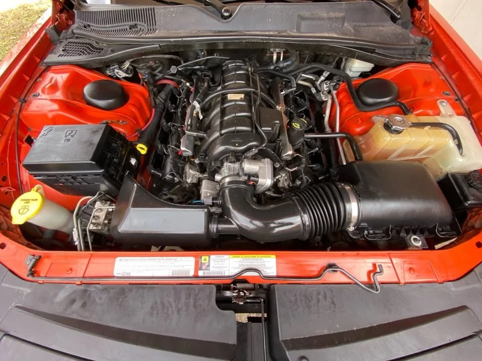2010 Dodge Challenger 3rd Gen - Image 18 of 18
