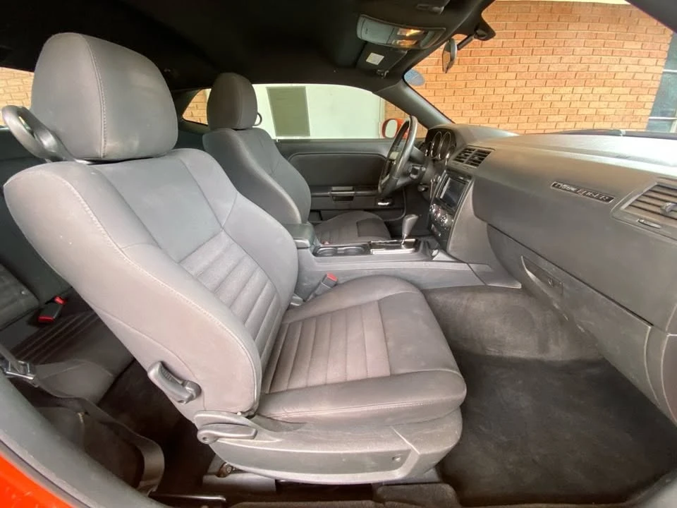2010 Dodge Challenger 3rd Gen - Image 12 of 18