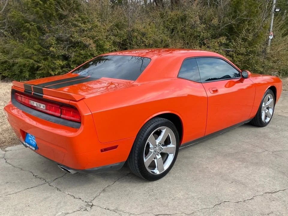 2010 Dodge Challenger 3rd Gen - Image 4 of 18
