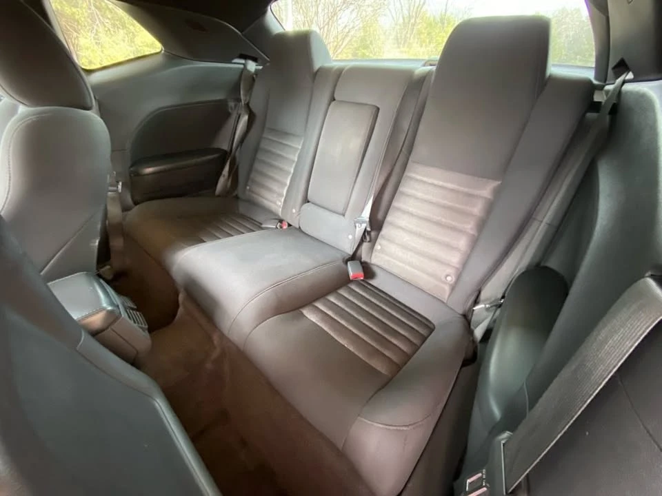 2010 Dodge Challenger 3rd Gen - Image 10 of 18