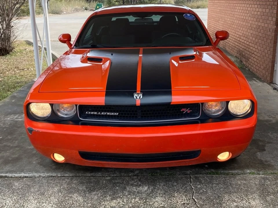 2010 Dodge Challenger 3rd Gen - Image 7 of 18
