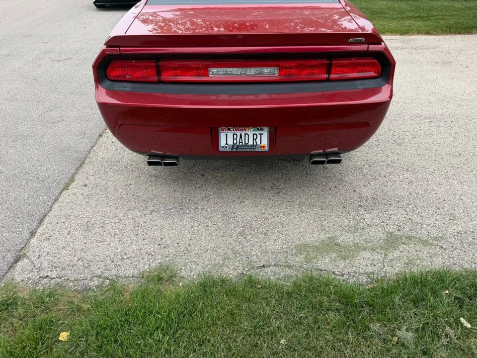 2010 Dodge Challenger 3rd Gen - Image 3 of 9