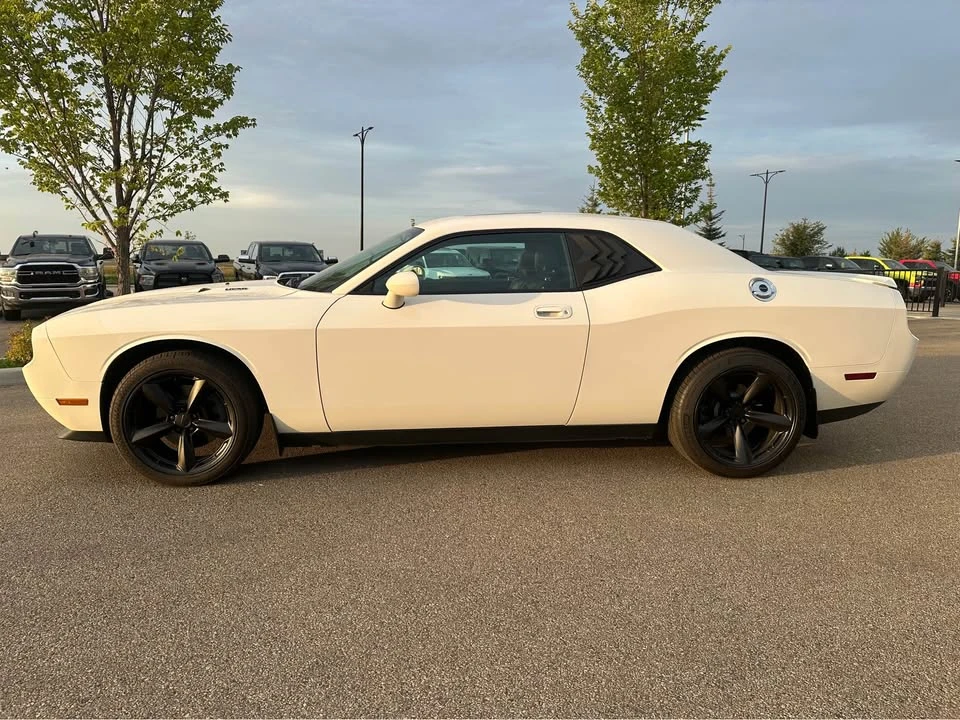 2010 Dodge Challenger 3rd Gen - Image 4 of 19