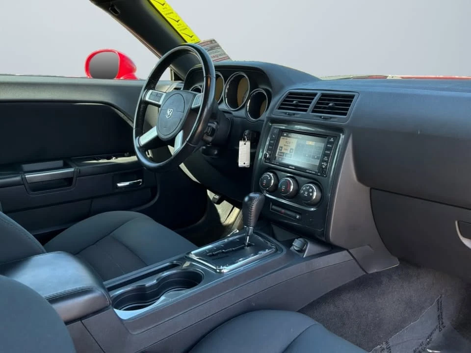 2010 Dodge Challenger 3rd Gen - Image 14 of 20