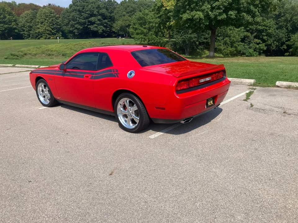 2010 Dodge Challenger 3rd Gen - Image 7 of 7