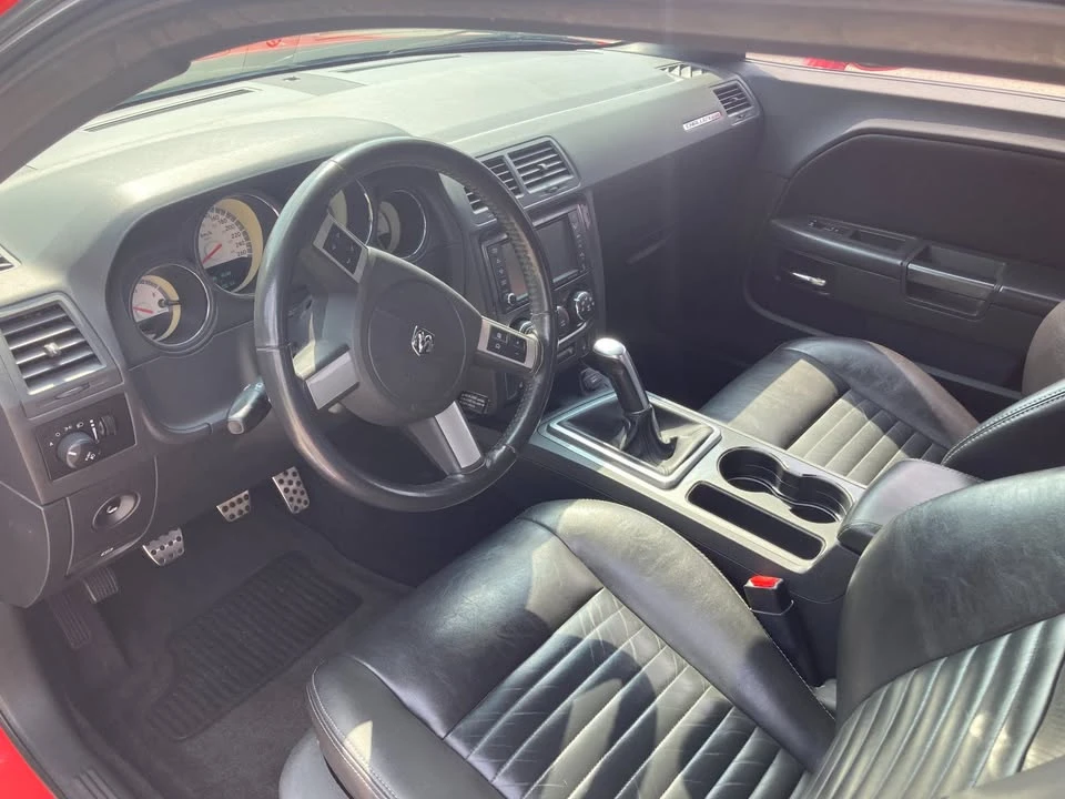 2010 Dodge Challenger 3rd Gen - Image 4 of 7
