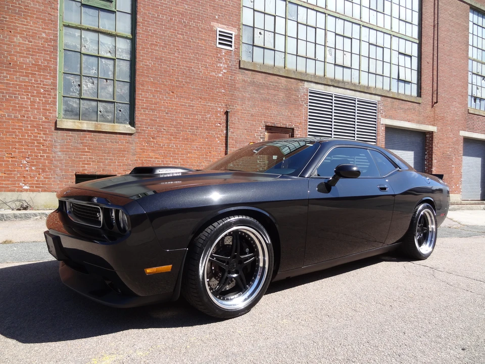 2010 Dodge Challenger 3rd Gen - Image 4 of 31