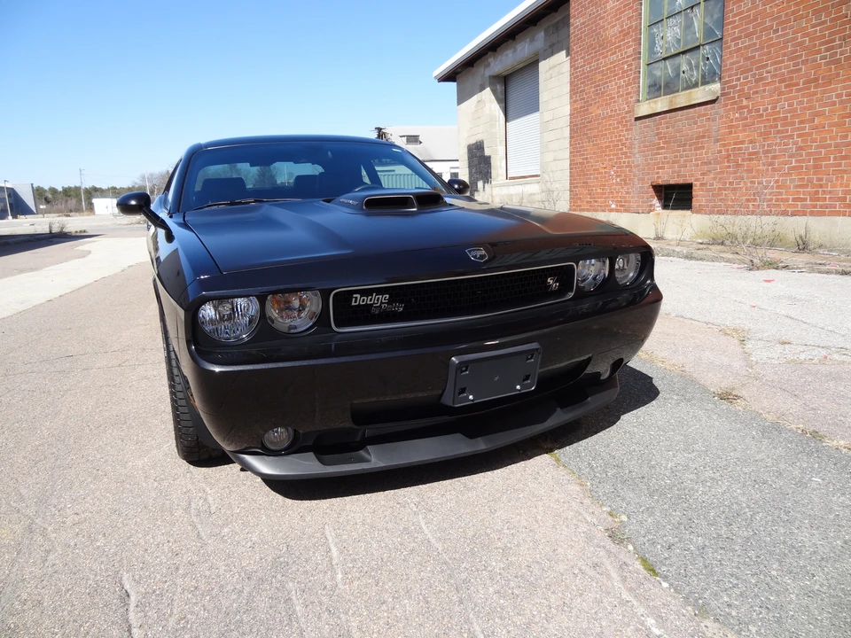 2010 Dodge Challenger 3rd Gen - Image 18 of 31
