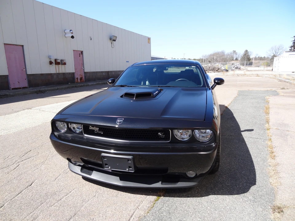 2010 Dodge Challenger 3rd Gen - Image 10 of 31