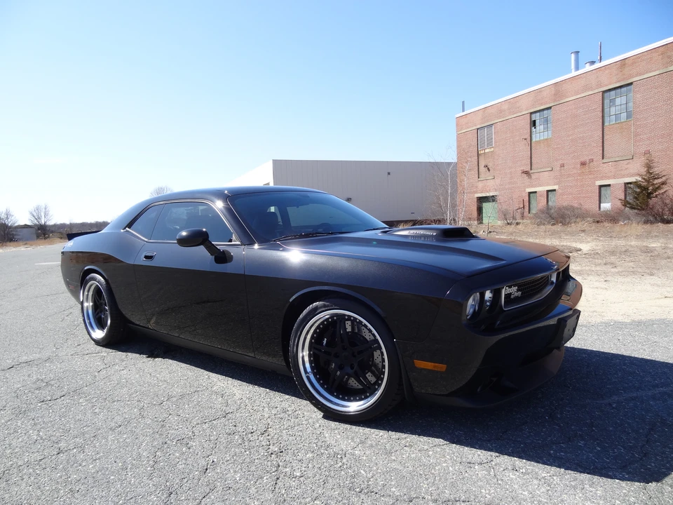 2010 Dodge Challenger 3rd Gen - Image 23 of 31
