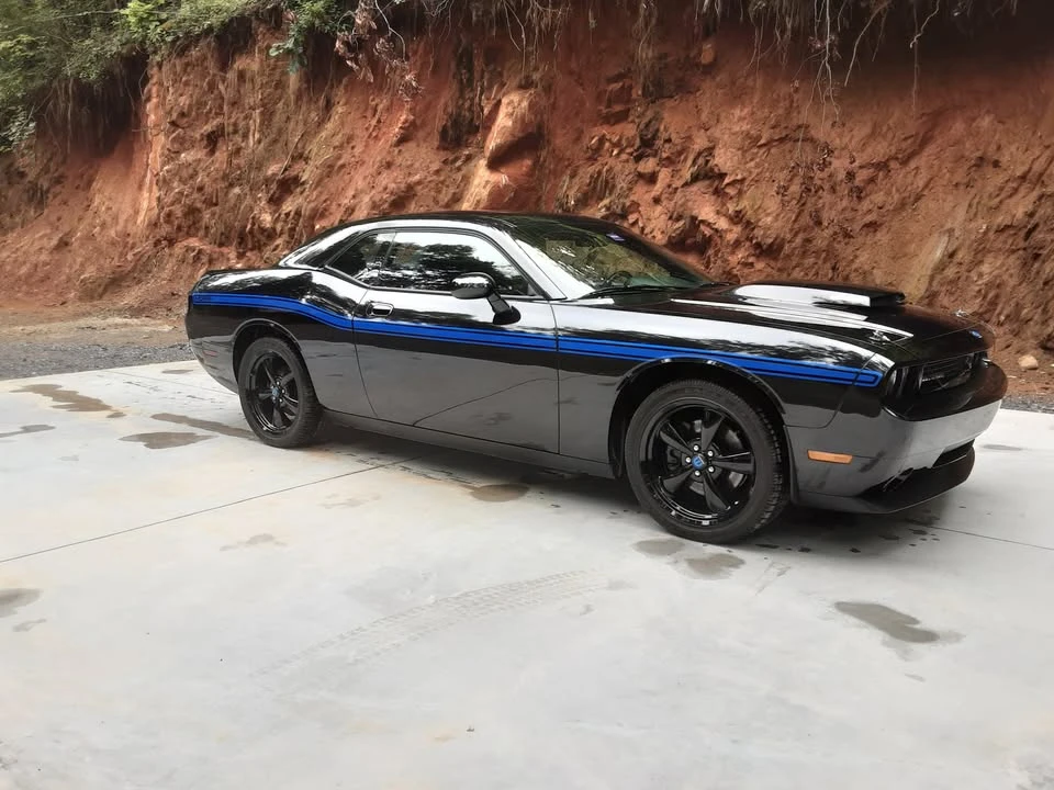 2010 Dodge Challenger 3rd Gen - Image 3 of 14