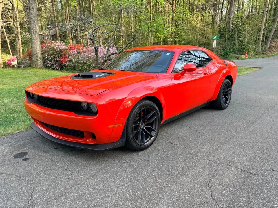 2010 Dodge Challenger 3rd Gen - Image 18 of 20