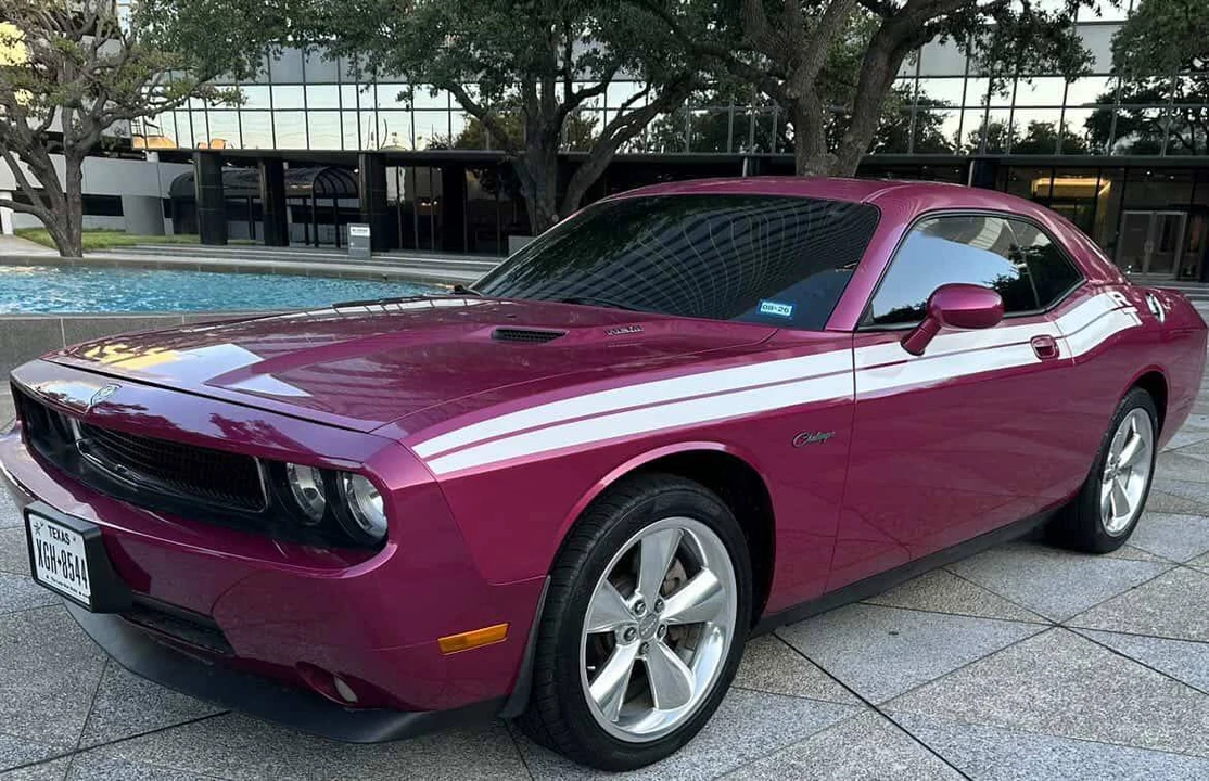 2010 Dodge Challenger 3rd Gen - Image 4 of 24