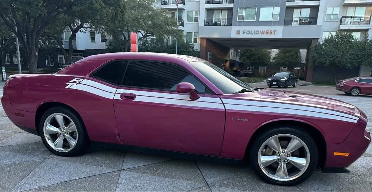 2010 Dodge Challenger 3rd Gen - Image 5 of 24
