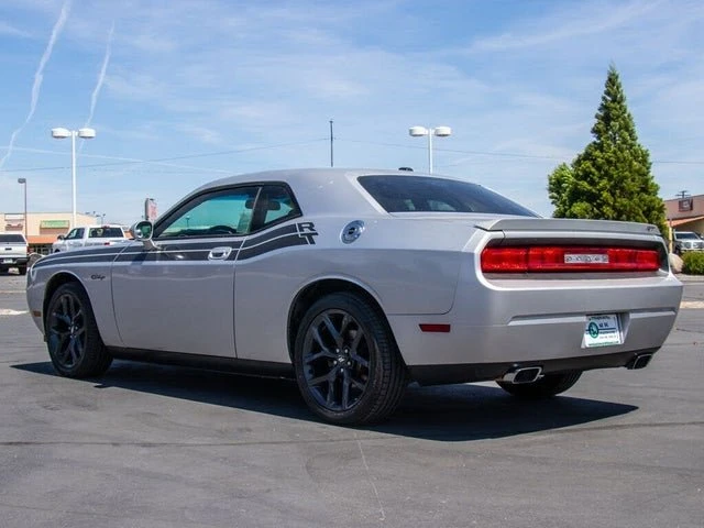 2010 Dodge Challenger 3rd Gen - Image 5 of 20