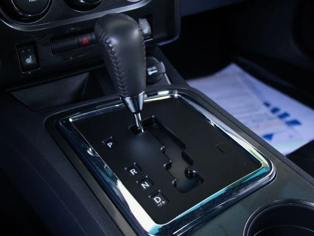 2010 Dodge Challenger 3rd Gen - Image 16 of 20