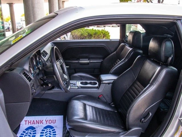 2010 Dodge Challenger 3rd Gen - Image 10 of 20