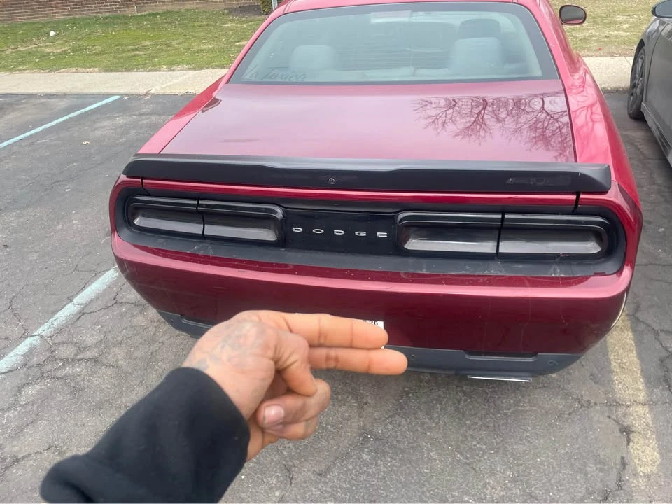 2010 Dodge Challenger SRT8 & 392 3rd Gen - Image 6 of 11