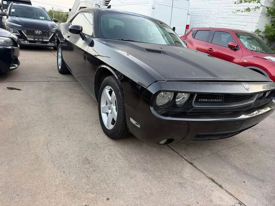 2010 Dodge Challenger SRT8 & 392 3rd Gen - Image 7 of 14