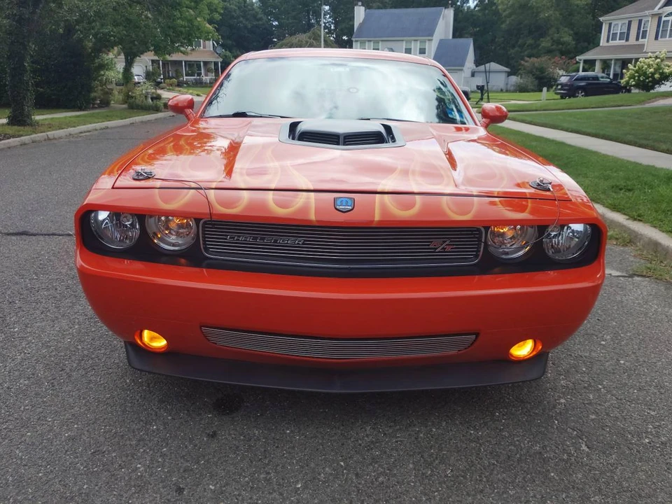 2010 Dodge Challenger 3rd Gen - Image 3 of 23