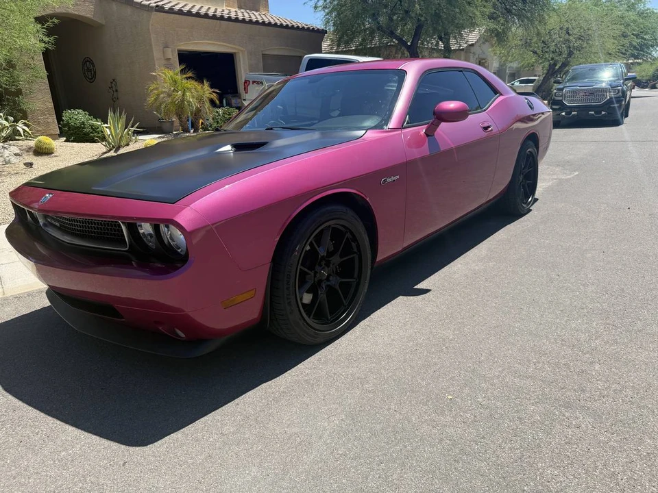 2010 Dodge Challenger 3rd Gen - Image 2 of 20