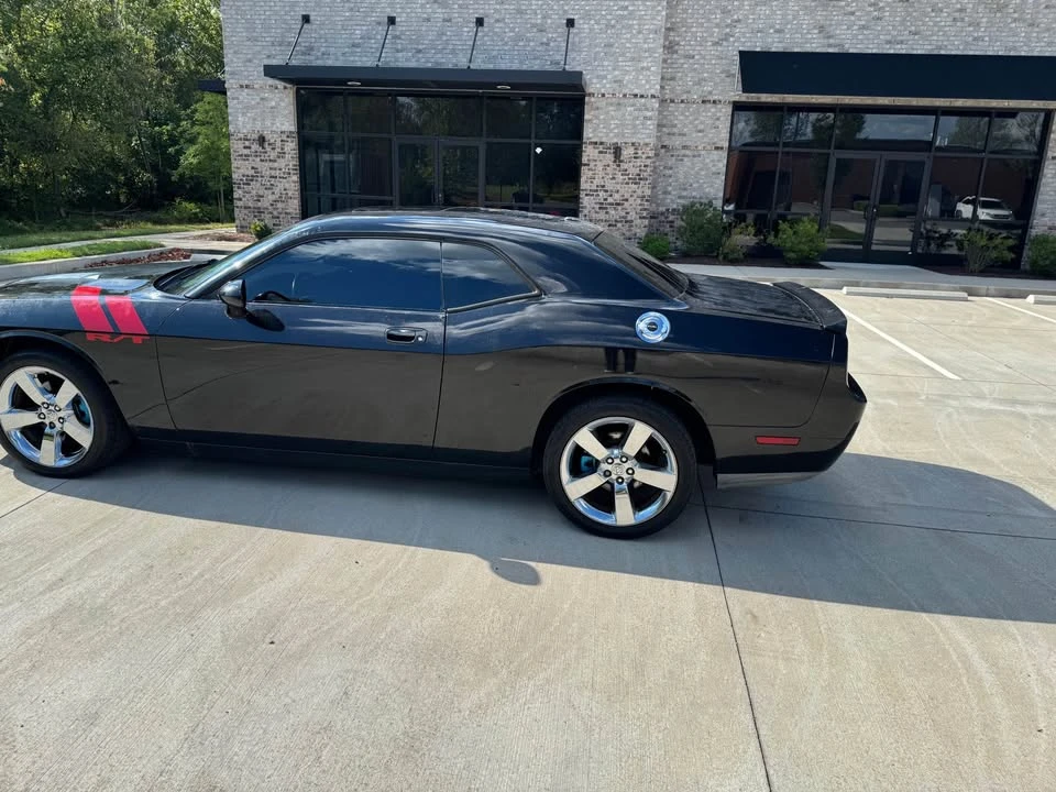 2010 Dodge Challenger 3rd Gen - Image 4 of 18