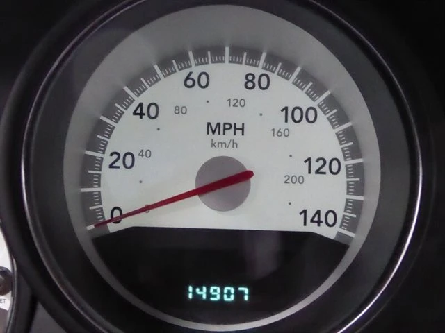 2010 Dodge Challenger 3rd Gen - Image 12 of 20