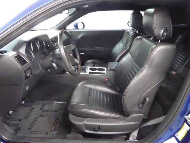 2010 Dodge Challenger 3rd Gen - Image 17 of 20