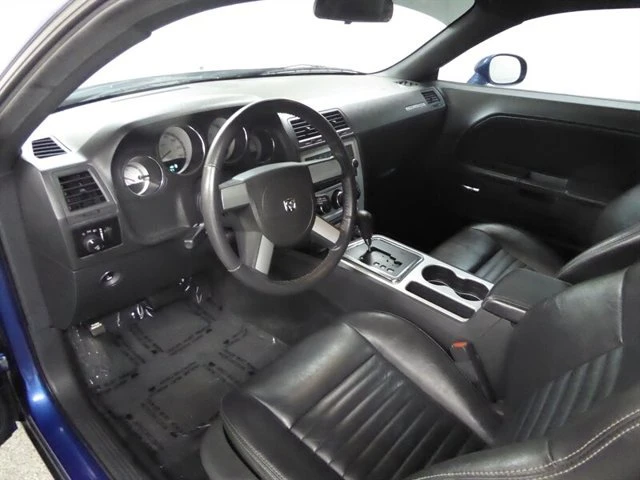 2010 Dodge Challenger 3rd Gen - Image 15 of 20