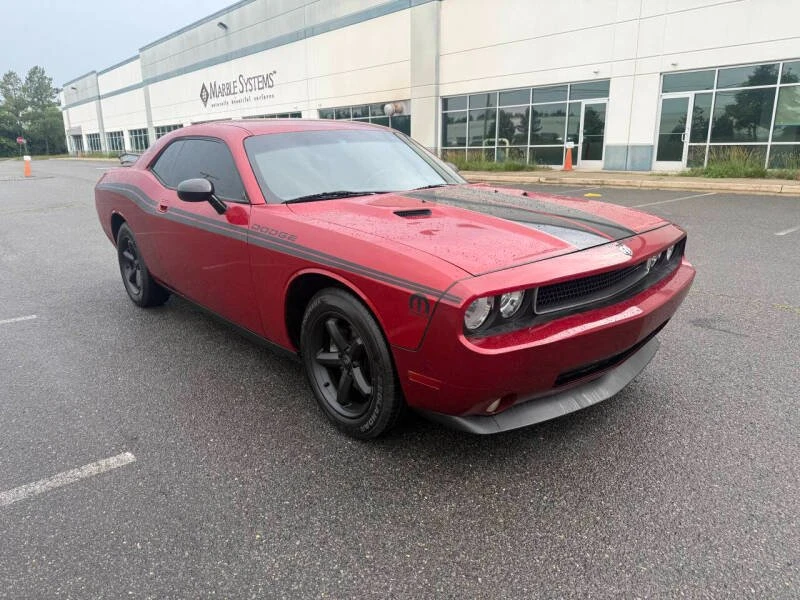 2010 Dodge Challenger 3rd Gen - Image 3 of 13