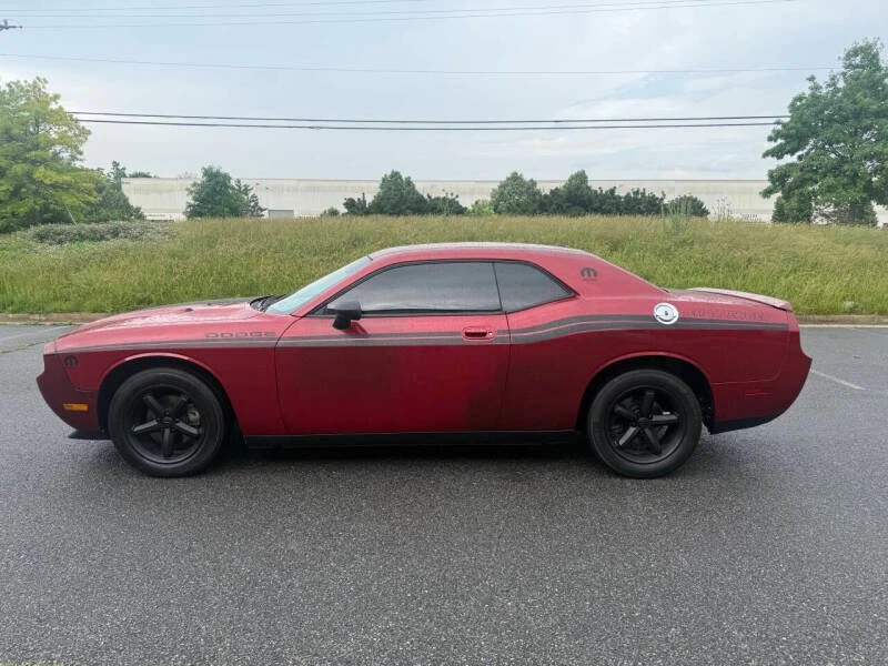 2010 Dodge Challenger 3rd Gen - Image 7 of 13