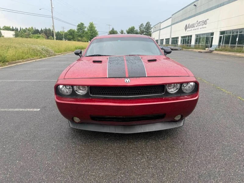 2010 Dodge Challenger 3rd Gen - Image 2 of 13