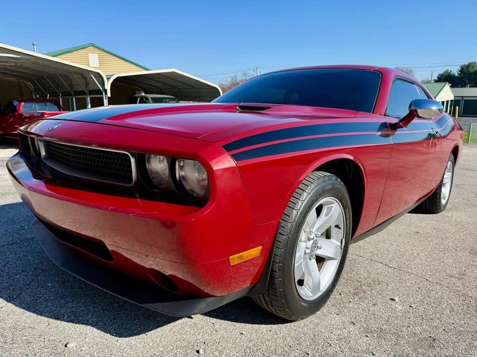 2010 Dodge Challenger 3rd Gen - Image 8 of 19