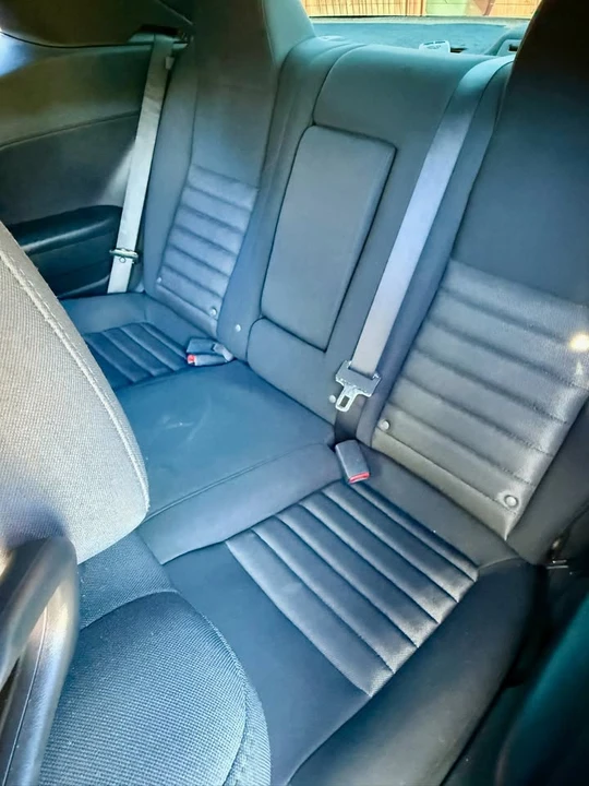 2010 Dodge Challenger 3rd Gen - Image 14 of 19