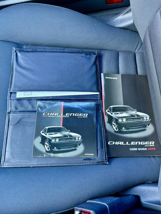 2010 Dodge Challenger 3rd Gen - Image 18 of 19