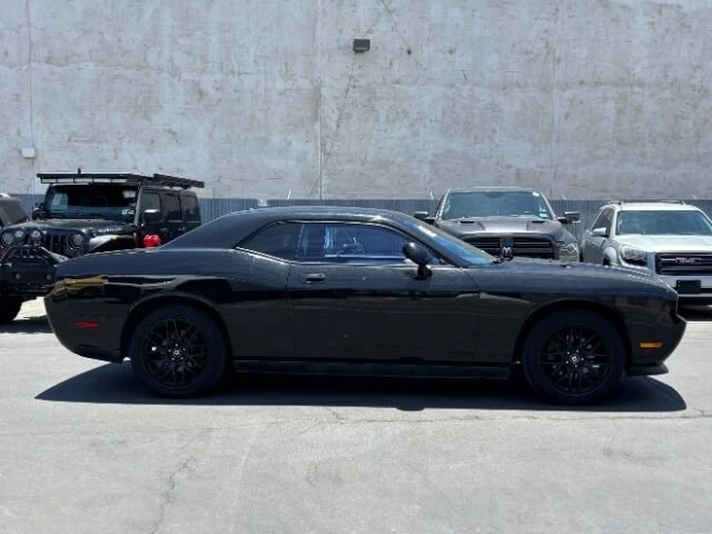 2010 Dodge Challenger 3rd Gen - Image 2 of 16