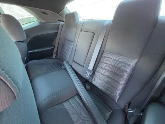 2010 Dodge Challenger 3rd Gen - Image 15 of 16