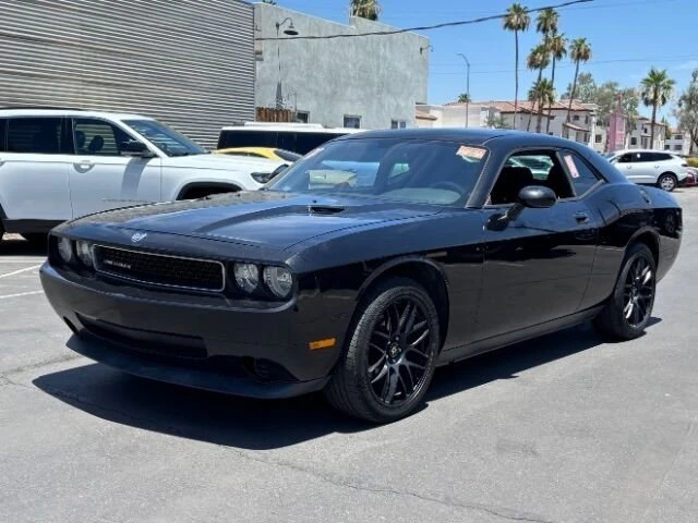 2010 Dodge Challenger 3rd Gen - Image 7 of 16
