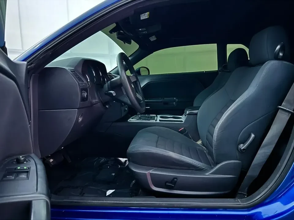2010 Dodge Challenger 3rd Gen - Image 10 of 18