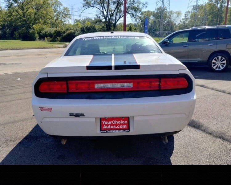 2010 Dodge Challenger 3rd Gen - Image 4 of 20