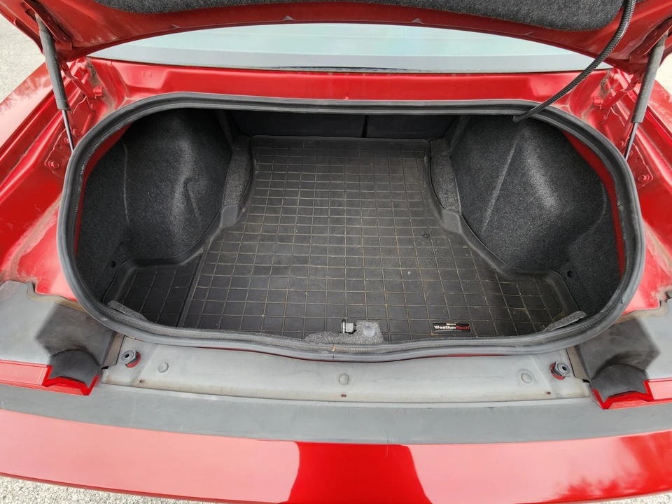 2010 Dodge Challenger 3rd Gen - Image 13 of 17